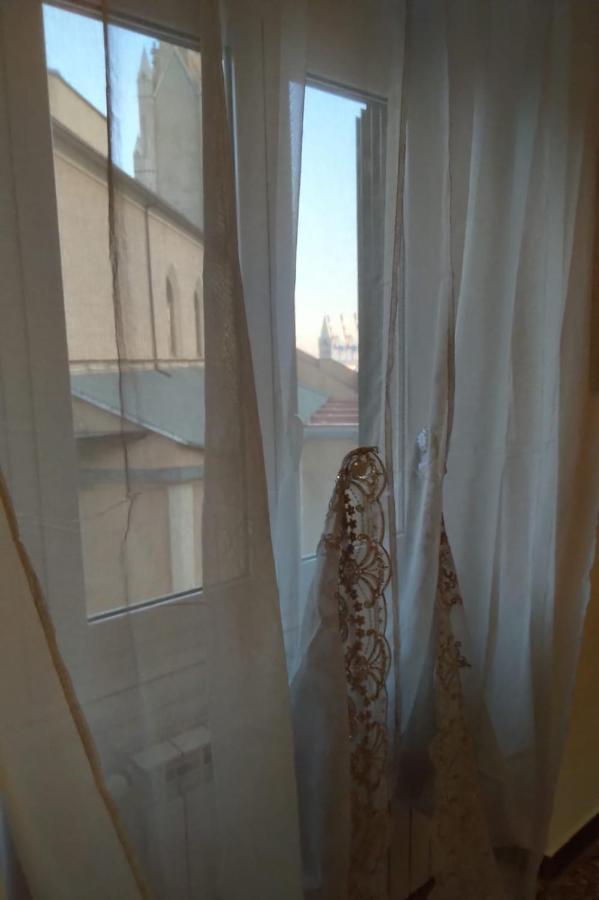 Wow Home 2 - 175 Mq - Posteggio Privato - Davanti Porto Traghetti - Fino A 10 Posti Letto - Balcone Genoa Exterior photo