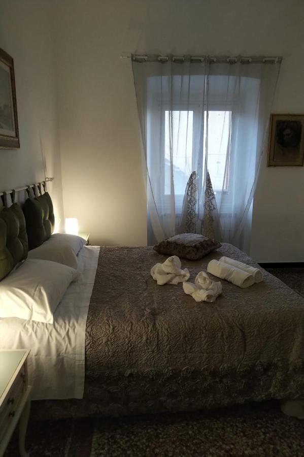 Wow Home 2 - 175 Mq - Posteggio Privato - Davanti Porto Traghetti - Fino A 10 Posti Letto - Balcone Genoa Exterior photo